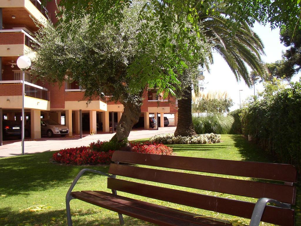 Apartamentos Alquihouse Vilafortuny Cambrils Kültér fotó